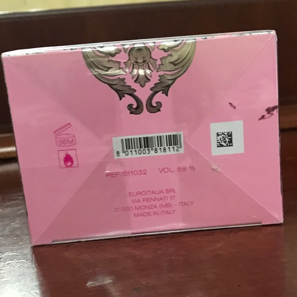 Versace Bright Crystal Absolu Perfume - Picture 5 of 5